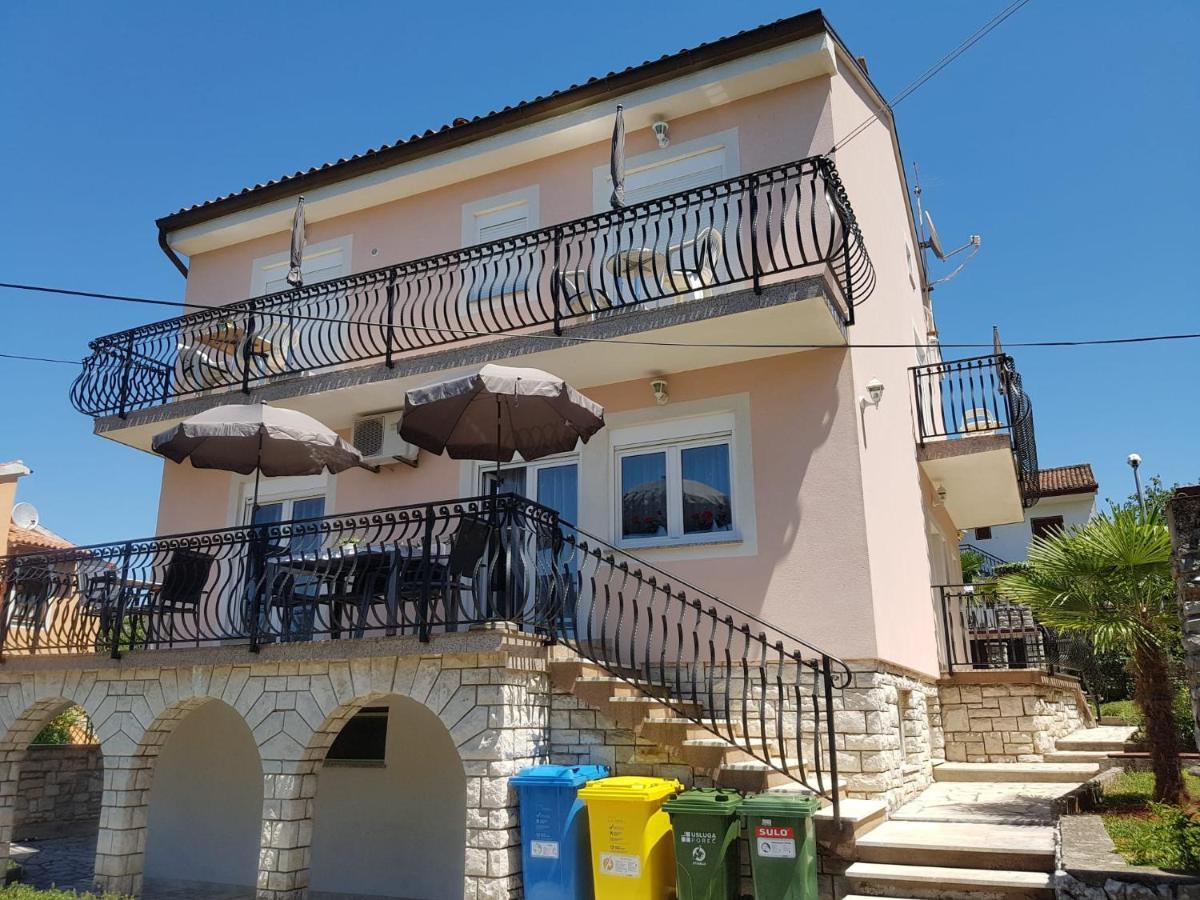 Apartment mit Balkon Poreč Kültér fotó