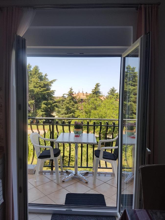 Apartment mit Balkon Poreč Kültér fotó